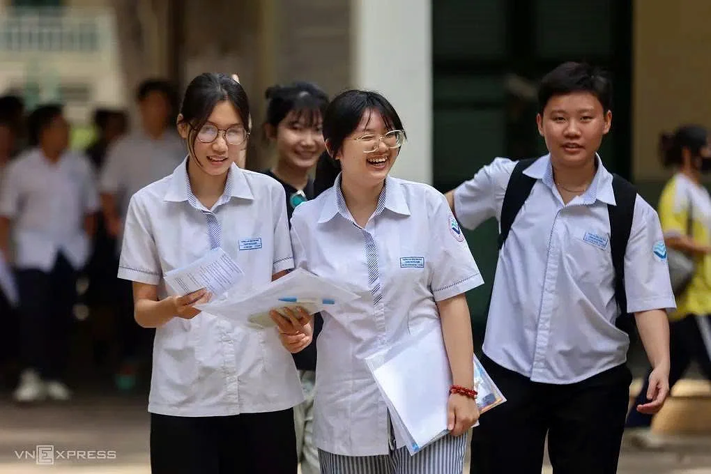 Chưa thí điểm thi tốt nghiệp THPT trên máy tính năm 2027